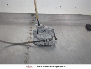 O197631 Gebruikte deurslot mechaniek 4deurs rechts-achter Lancia Delta