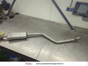 O197636 Gebruikte uitlaat middendemper Peugeot 306