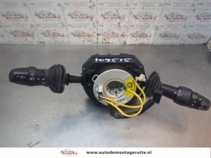 O197666 Gebruikte schakelaar stuurkolom (licht) Lancia Delta