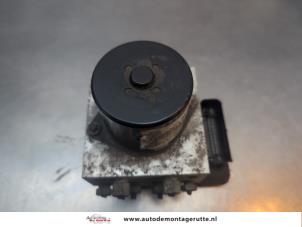 O197674 Gebruikte abs pomp Opel Insignia