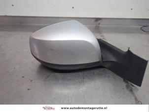 O197692 Gebruikte buitenspiegel rechts Opel Agila