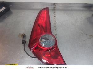 O197721 Gebruikte achterlicht links Opel Agila
