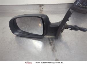 O197727 Gebruikte spiegel buiten links Opel Corsa