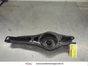 O197770 Gebruikte draagarm links-achter Volkswagen Golf