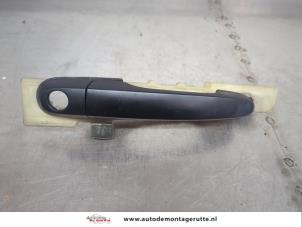 O197779 Gebruikte deurgreep 4deurs links-voor Hyundai Tucson