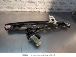 O197780 Gebruikte raammechaniek 2deurs links-voor Ford KA