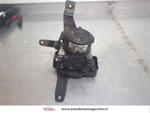 O197788 Gebruikte abs pomp Hyundai Tucson