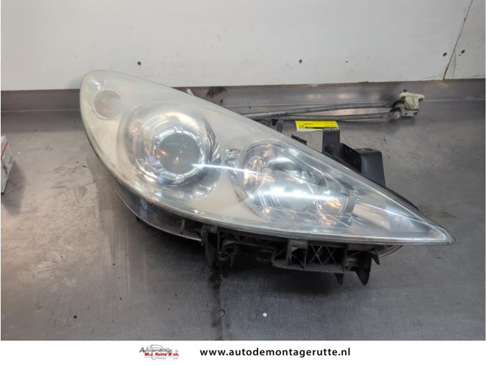 Gebruikte Rechter Koplamp Peugeot 307 O197850