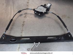 O197868 Gebruikte ruitmechaniek 4deurs rechts-voor Fiat Panda