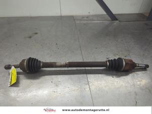 O197927 Gebruikte cardanas rechts-voor (vwa) Peugeot 207