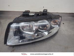 O197953 Gebruikte koplamp links Audi A4