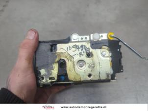 O198029 Gebruikte deurslot mechaniek 4deurs rechts-achter Ford Fusion