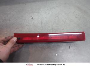 O198111 Gebruikte remlicht extra midden Renault Scenic