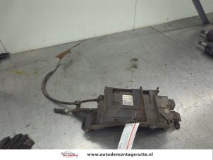 O198132 Gebruikte handrem motor Renault Megane Scenic