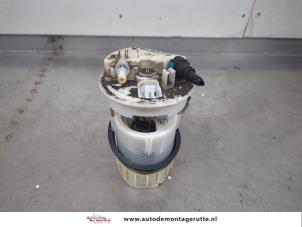 O198173 Gebruikte brandstofpomp elektrisch Mitsubishi Carisma