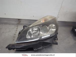 O198181 Gebruikte koplamp links Renault Clio