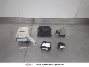 Gebruikte Contactslot + computer Toyota Auris (E15) 1.6 Dual VVT-i 16V Prijs € 200,00 Margeregeling aangeboden door Autodemontage M.J. Rutte B.V.