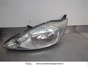O198277 Gebruikte koplamp links Ford KA