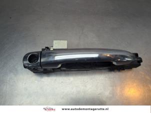 Gebruikte Deurgreep 2Deurs links Ford Ka II 1.2 Prijs op aanvraag aangeboden door Autodemontage M.J. Rutte B.V.