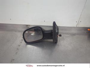 O198308 Gebruikte buitenspiegel links Dodge Ram Van