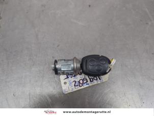 O198324 Gebruikte sleutel+contactslot Ford Transit Connect