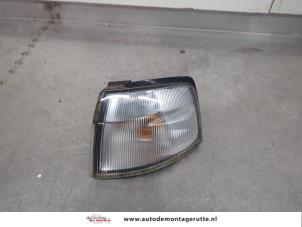 O198326 Gebruikte pinker links Mazda Demio