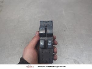 O198347 Gebruikte combischakelaar ramen Suzuki Splash