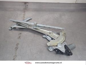 O198350 Gebruikte raammechaniek 4deurs rechts-voor Suzuki Splash