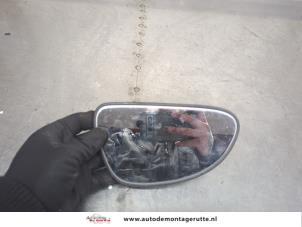 O198402 Gebruikte spiegelglas links Suzuki Alto