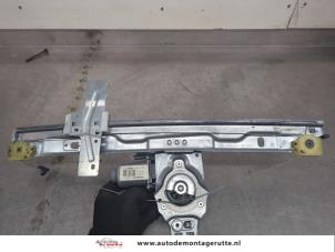 O198409 Gebruikte ruitmechaniek 2deurs rechts-voor Peugeot 207