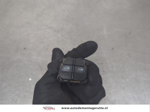 O198414 Gebruikte ruit schakelaar elektrisch Volkswagen Golf