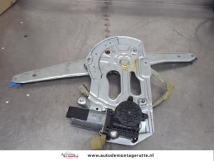 O198432 Gebruikte raammechaniek 4deurs links-voor Volvo S60