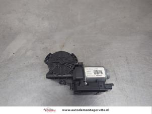 O198494 Gebruikte raammotor portier Kia Ceed