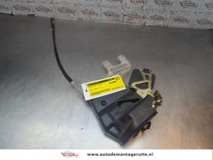 O198483 Gebruikte deurslot mechaniek 4deurs rechts-achter Hyundai Tucson