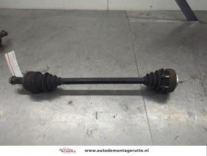 O198528 Gebruikte aandrijfas rechts-achter BMW 1-Serie