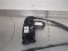 Gebruikte Schuifdeur motor links Peugeot 1007 O198539