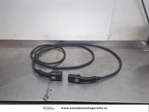 O198551 Gebruikte oplaadkabel elektrische auto Renault Zoe