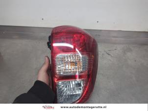O198602 Gebruikte achterlicht rechts Daihatsu Terios