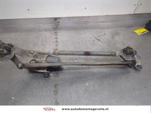 O198607 Gebruikte ruitenwismotor+mechaniek Daihatsu Terios