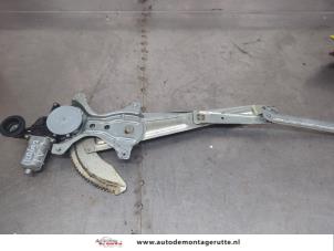 O198608 Gebruikte raammechaniek 4deurs links-voor Daihatsu Terios