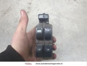 O198622 Gebruikte combischakelaar ramen Daihatsu Terios