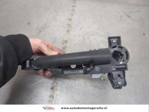 O198632 Gebruikte portiergreep 4deurs links-voor Renault Modus
