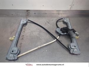 O198743 Gebruikte raammechaniek 2deurs rechts-voor Peugeot 1007