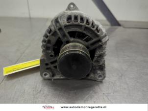 O198767 Gebruikte alternator Renault Scenic