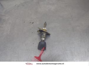 O198801 Gebruikte achterslot cilinder Ford KA