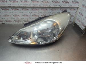O198828 Gebruikte koplamp links Hyundai I10