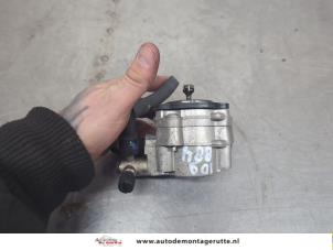 O198864 Gebruikte hogedrukpomp Opel Zafira