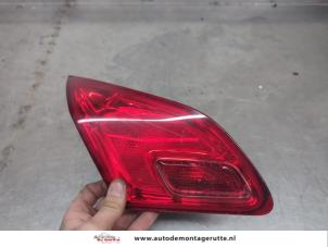 O198922 Gebruikte achterlicht links Opel Astra