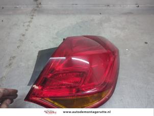 O198925 Gebruikte achterlicht rechts Opel Astra