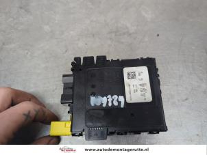O199039 Gebruikte stuurkolom module Volkswagen Passat